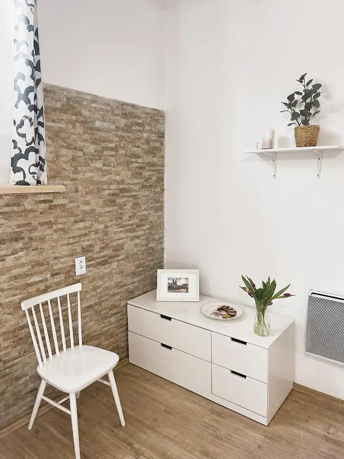 Flat White Flat Apartamento Praga